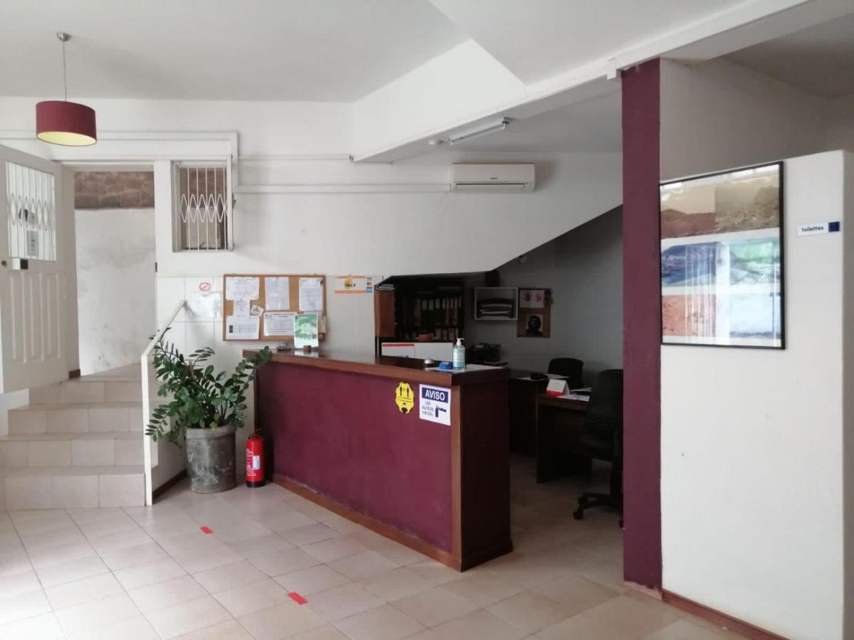 Residencial Che Guevara Bed & Breakfast Mindelo Exterior photo